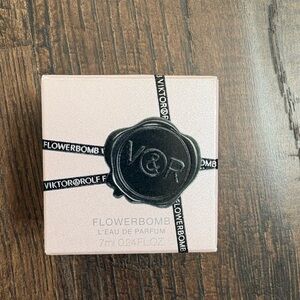 NIB Viktor & Rolf Flowerbomb Eau de Parfum 7 mL